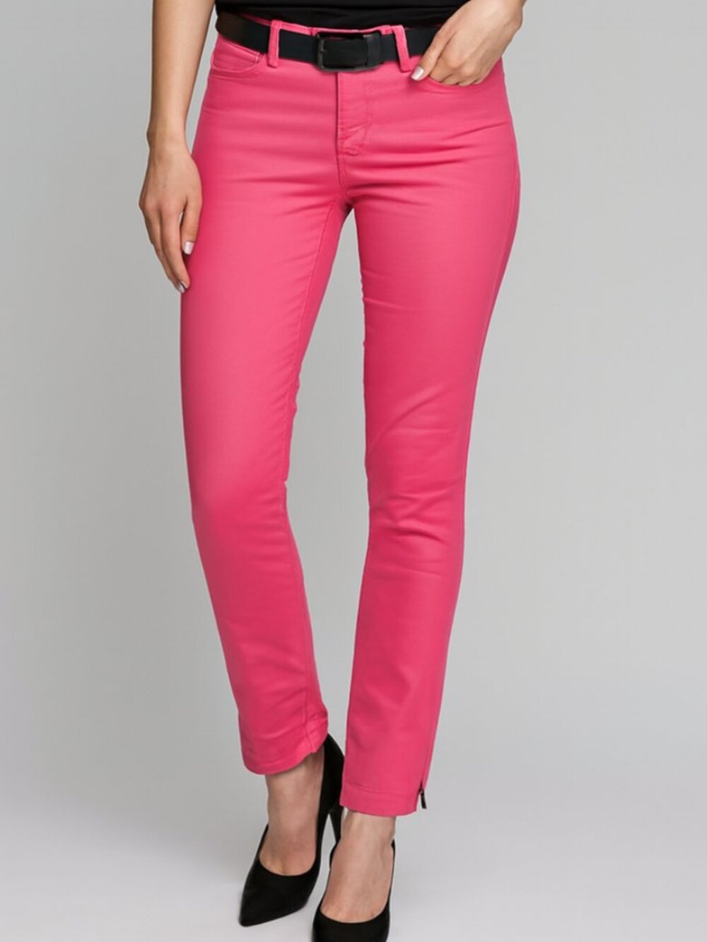 MAC Dream Jeans • Red Stretch Slim Leg • NWT Size 27